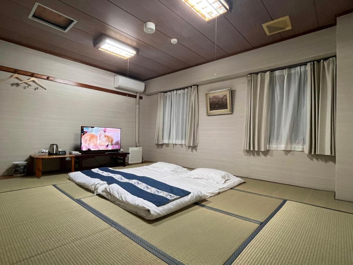 Business Hotel Azuma Hanno Room photo